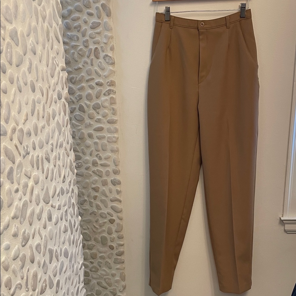 Vintage Levi's Classic Tan Women's Chinos